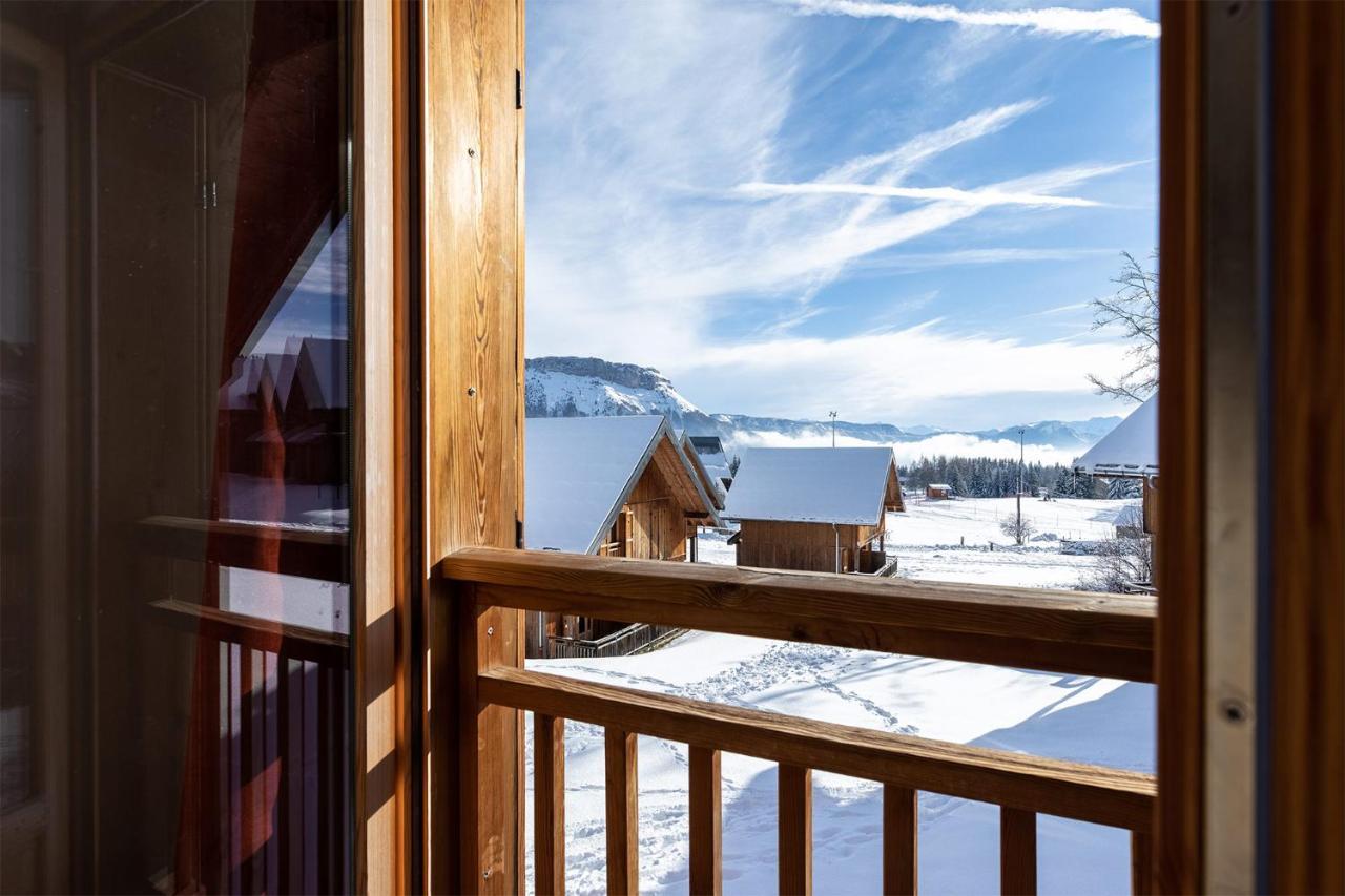 Madame Vacances Les Chalets Du Berger Premium*** La Féclaz Eksteriør billede